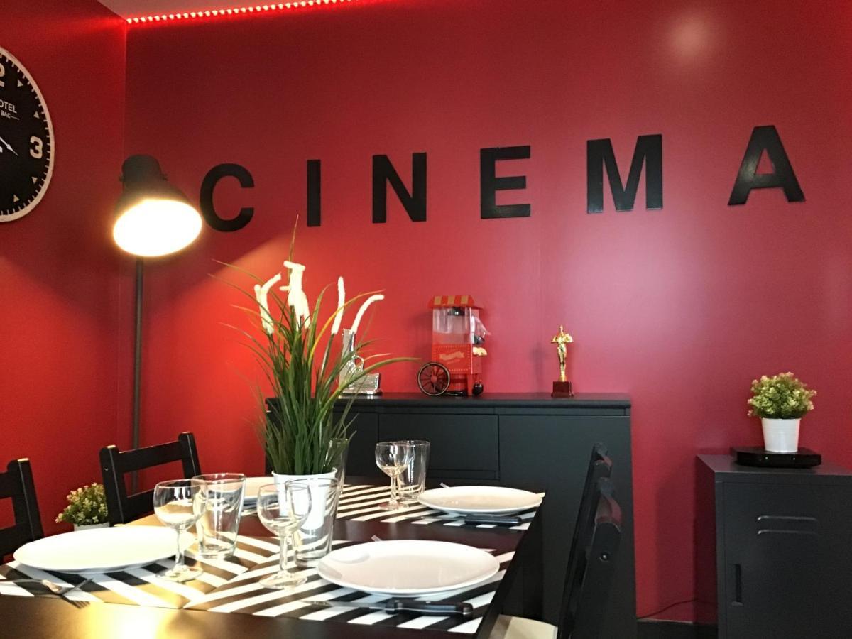 Appartement Cinema Video-Projecteur Et Garage Honfleur Luaran gambar